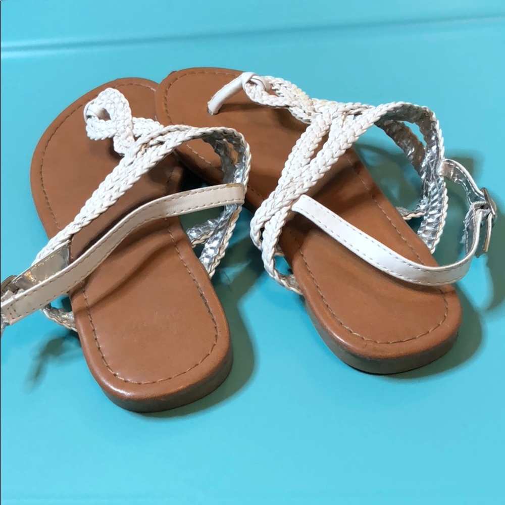 Sandals. - Picture 2 of 4